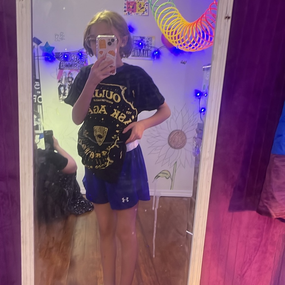 Hot topic, T-shirt